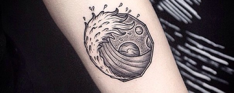 Значение татуировки волна